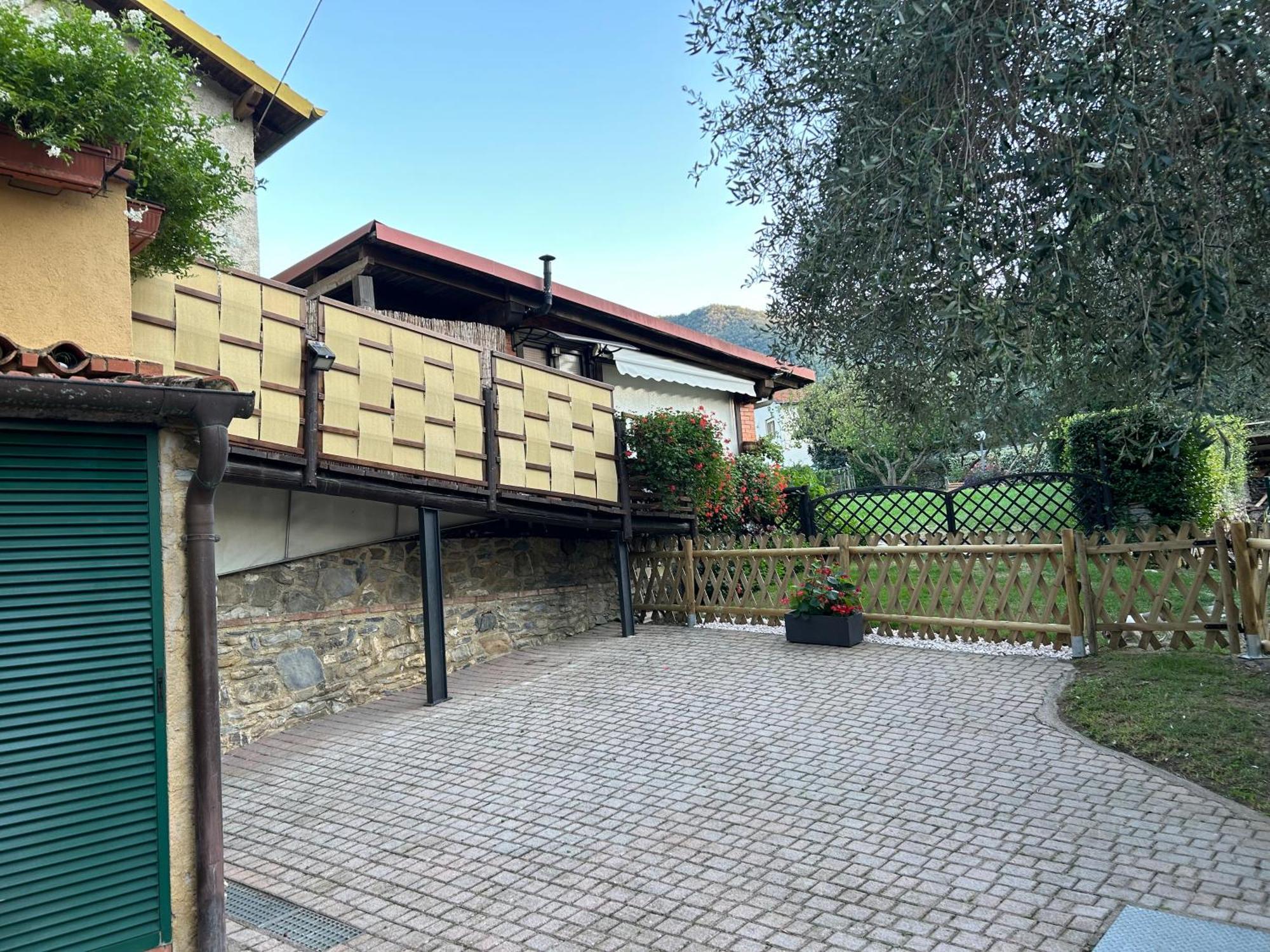 加尔伦达Casa Margot公寓 外观 照片